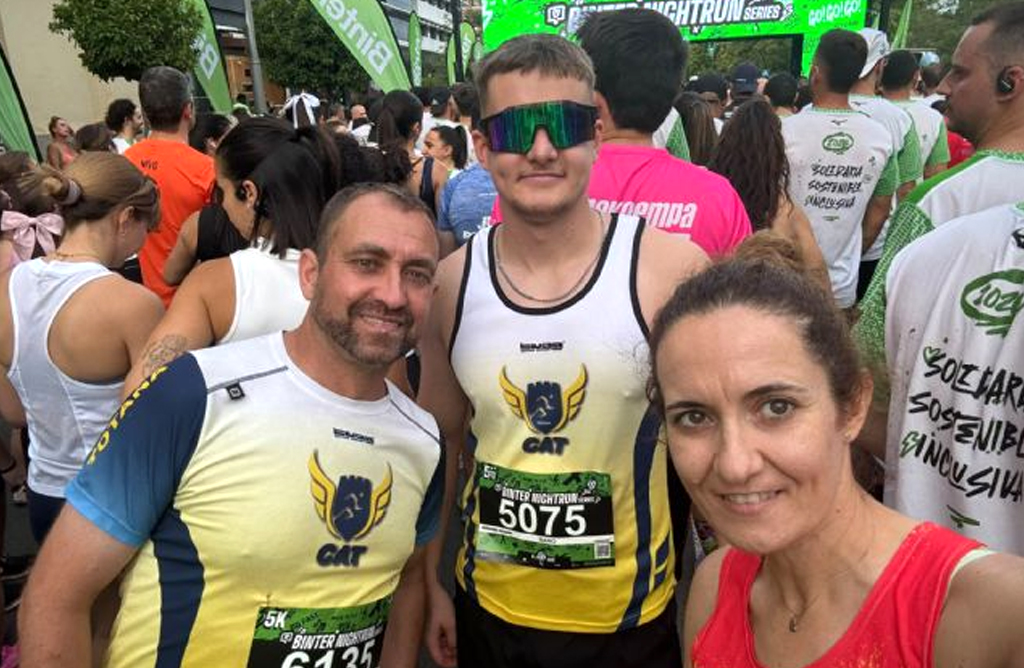 El Club Atletismo Totana vuela en la Binter Night Run de Murcia 